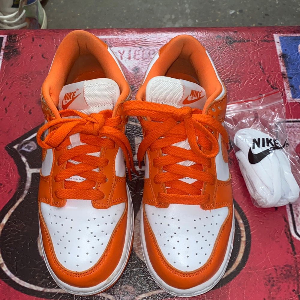 Dunk Low Retro SP “Syracuse”